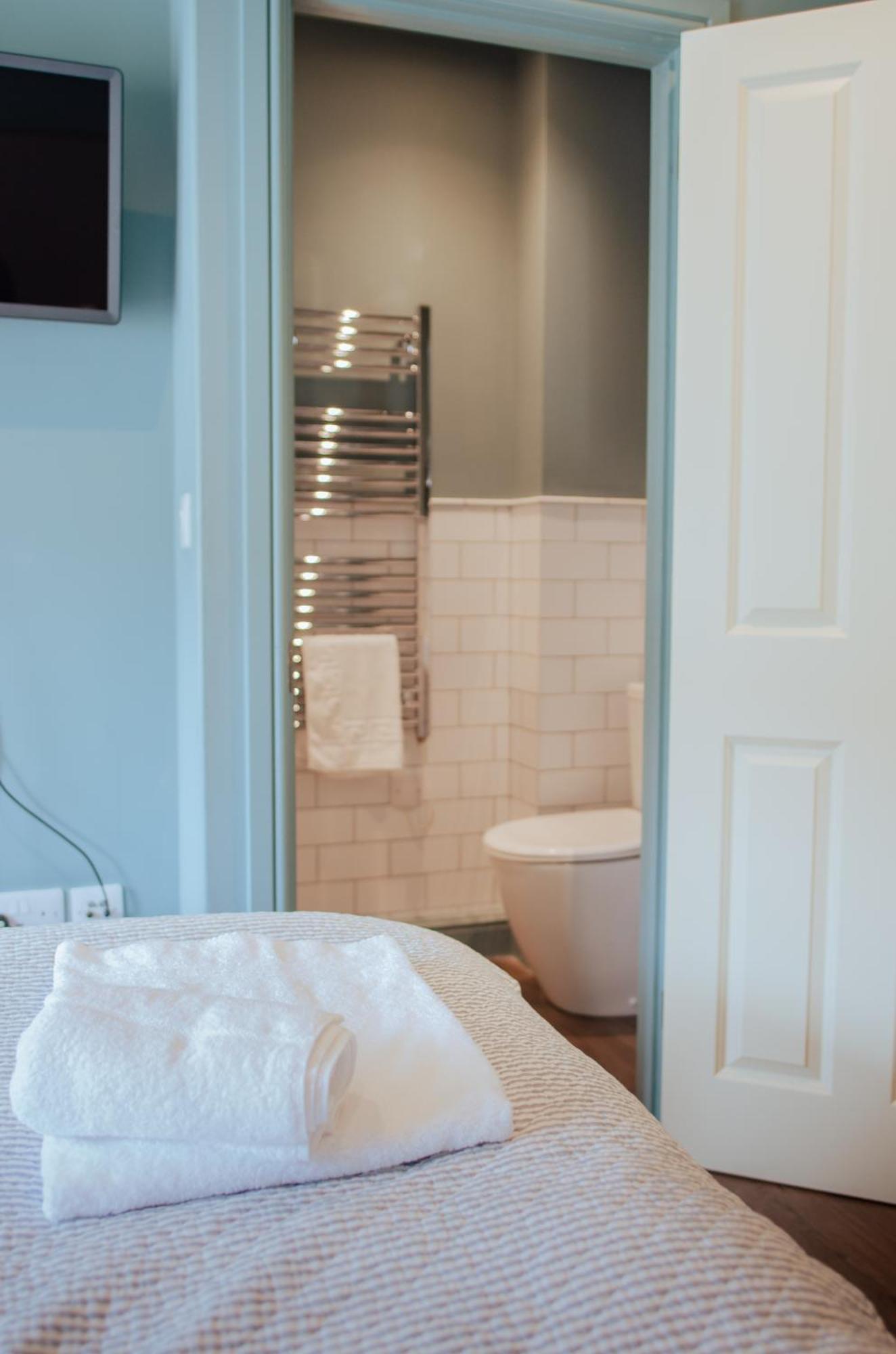 Hotel Seven Stars Penryn Habitación foto
